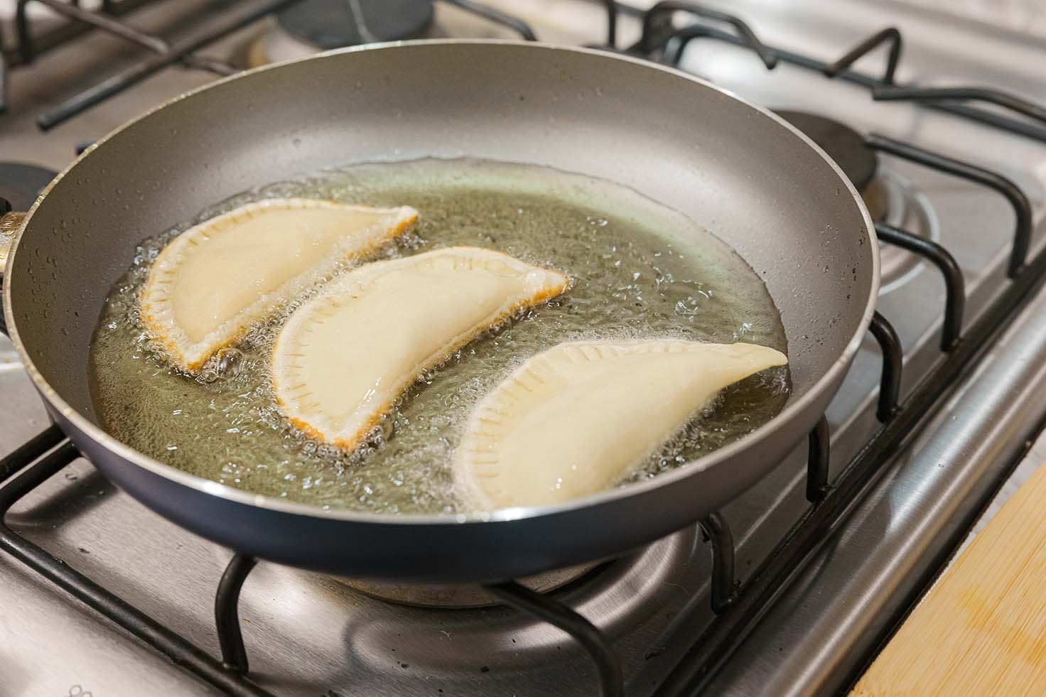 Empanadas rellenas de atún